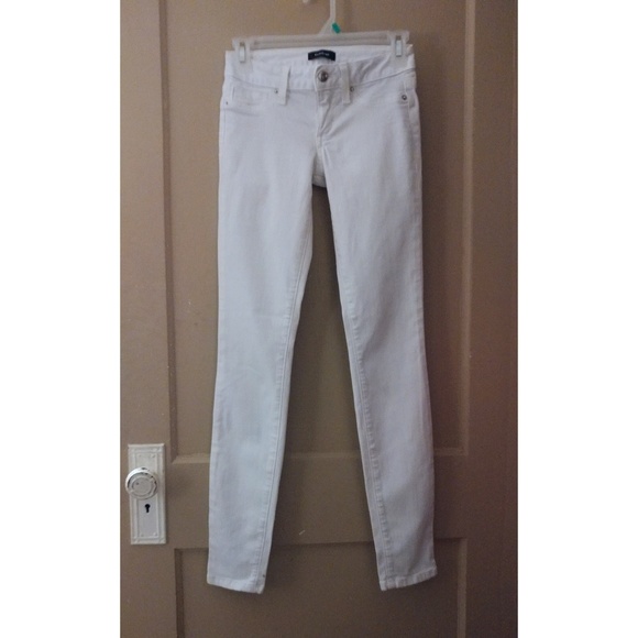 NWOT Bebe jeans white - Picture 2 of 6